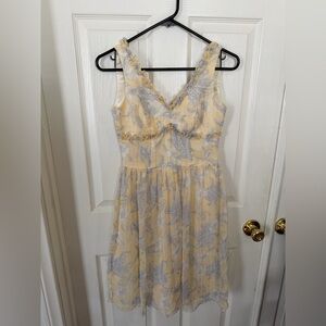 Beautiful yellow chiffon paisley dress